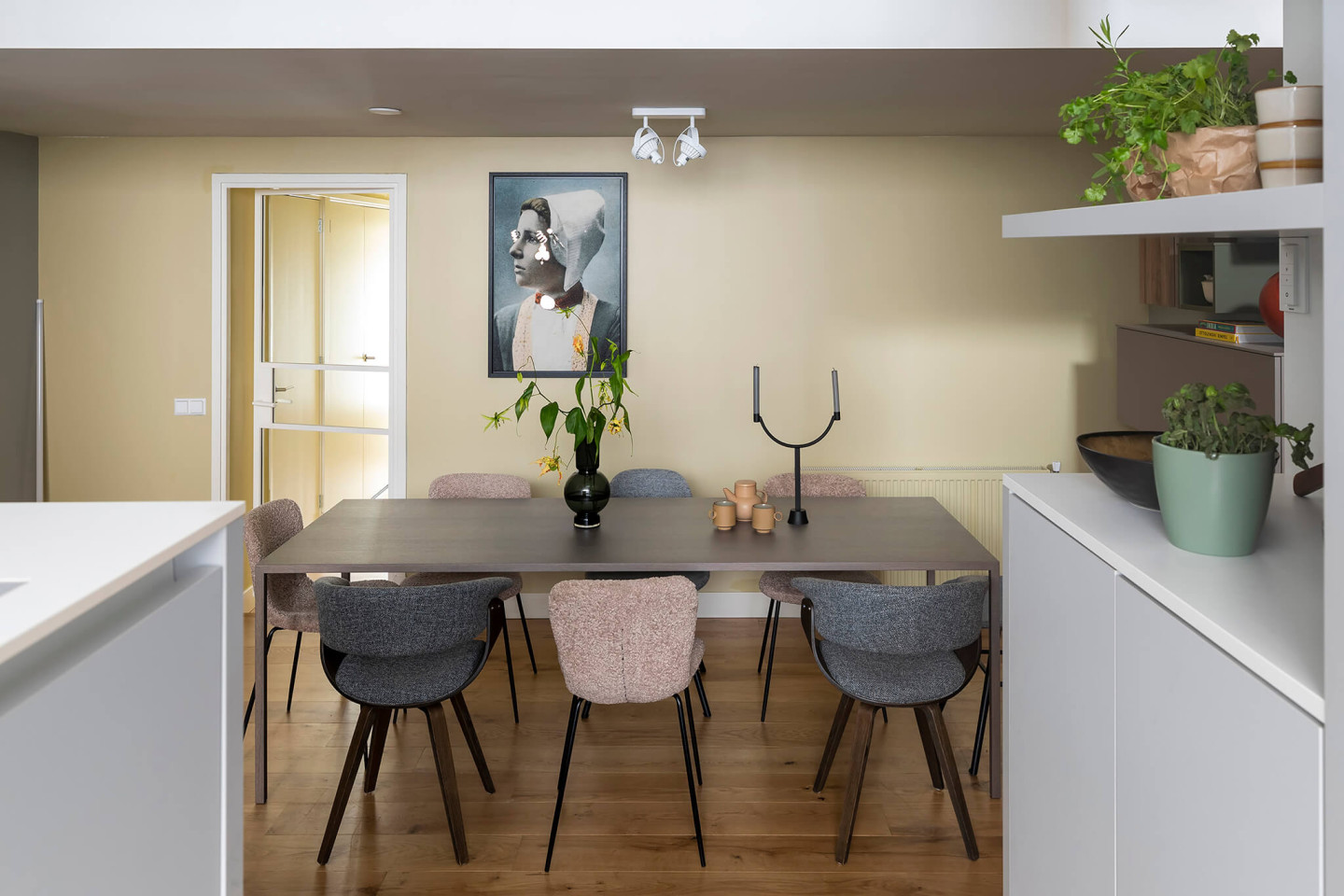 witte stalen deur met glas vtwonen