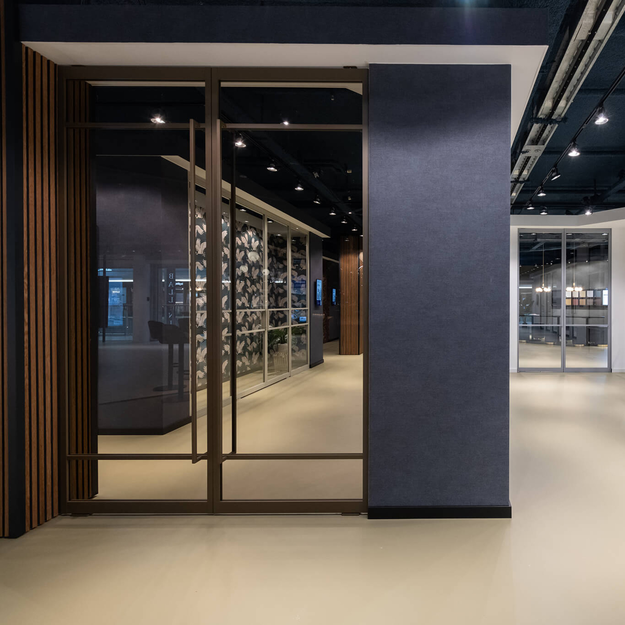 gewoongers winkel Amsterdam stalen deuren interieurwinkel