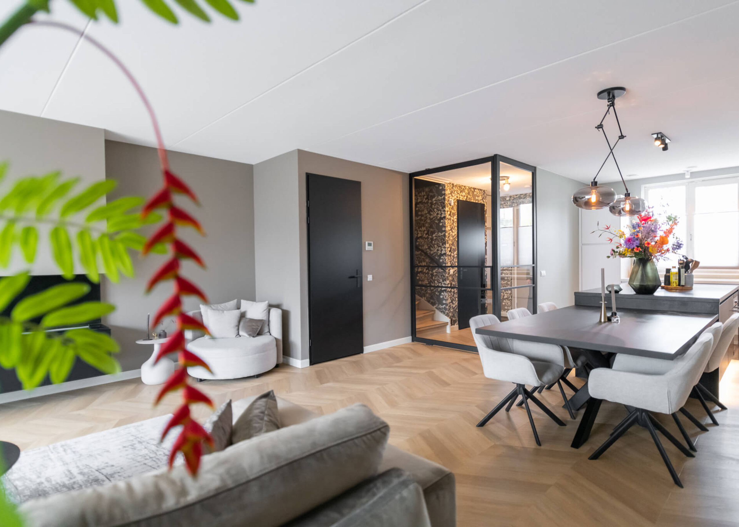 glaswand zwarte taatsdeur GewoonGers