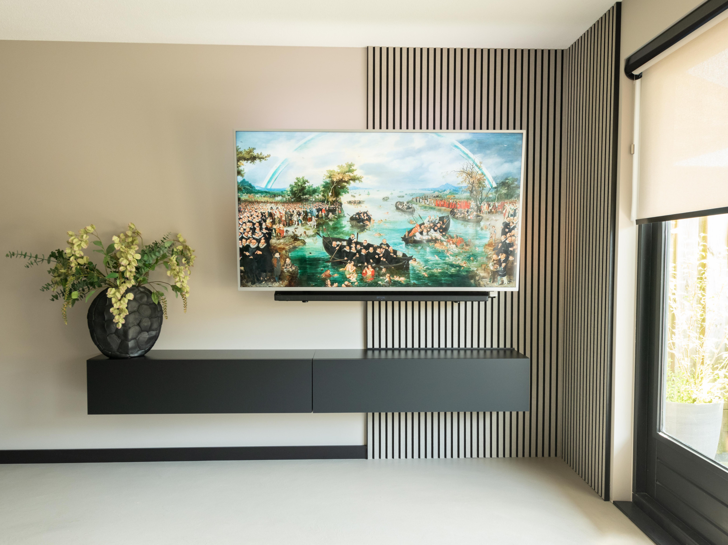 akoestische wandpanelen GewoonGers taupe met zwart vilt