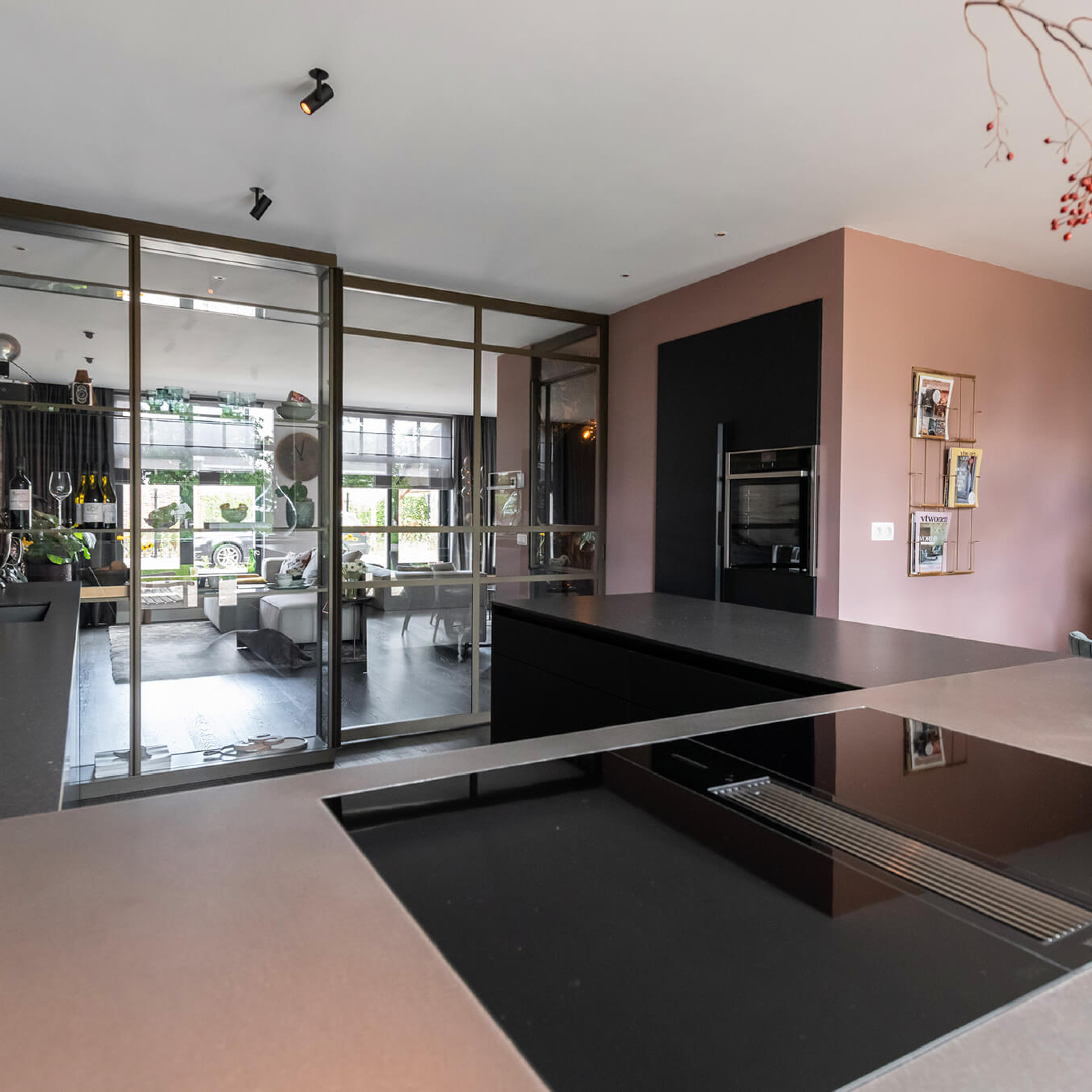 vitrinekast schuifwand GewoonGers