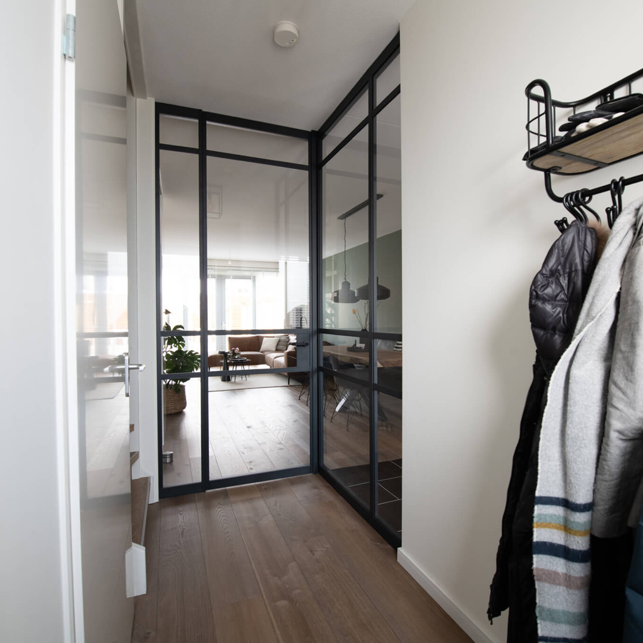 hal afsluiten glazen deur Gewoon Gers