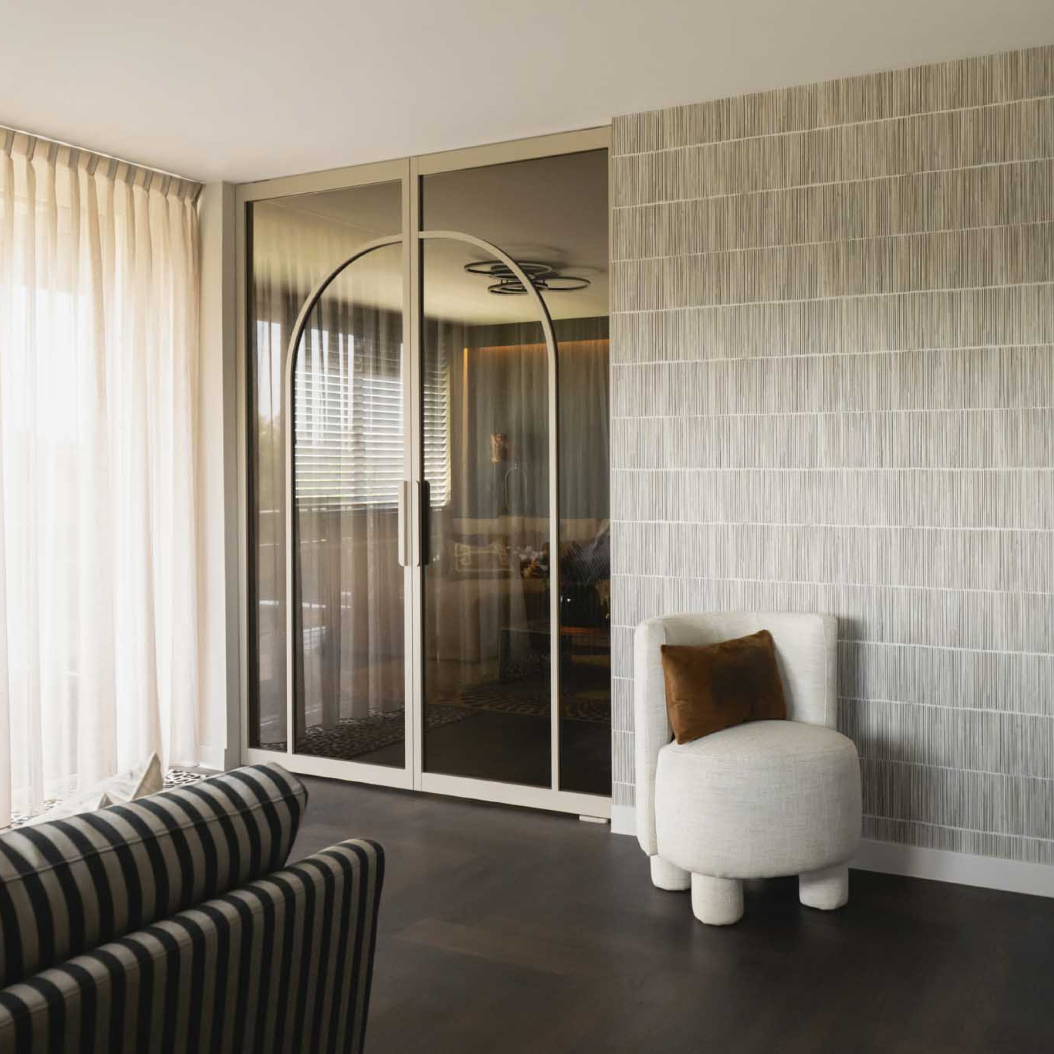 GewoonGers taatsdeur ronde vorm boogdeuren stalen deur interieur inspiraite