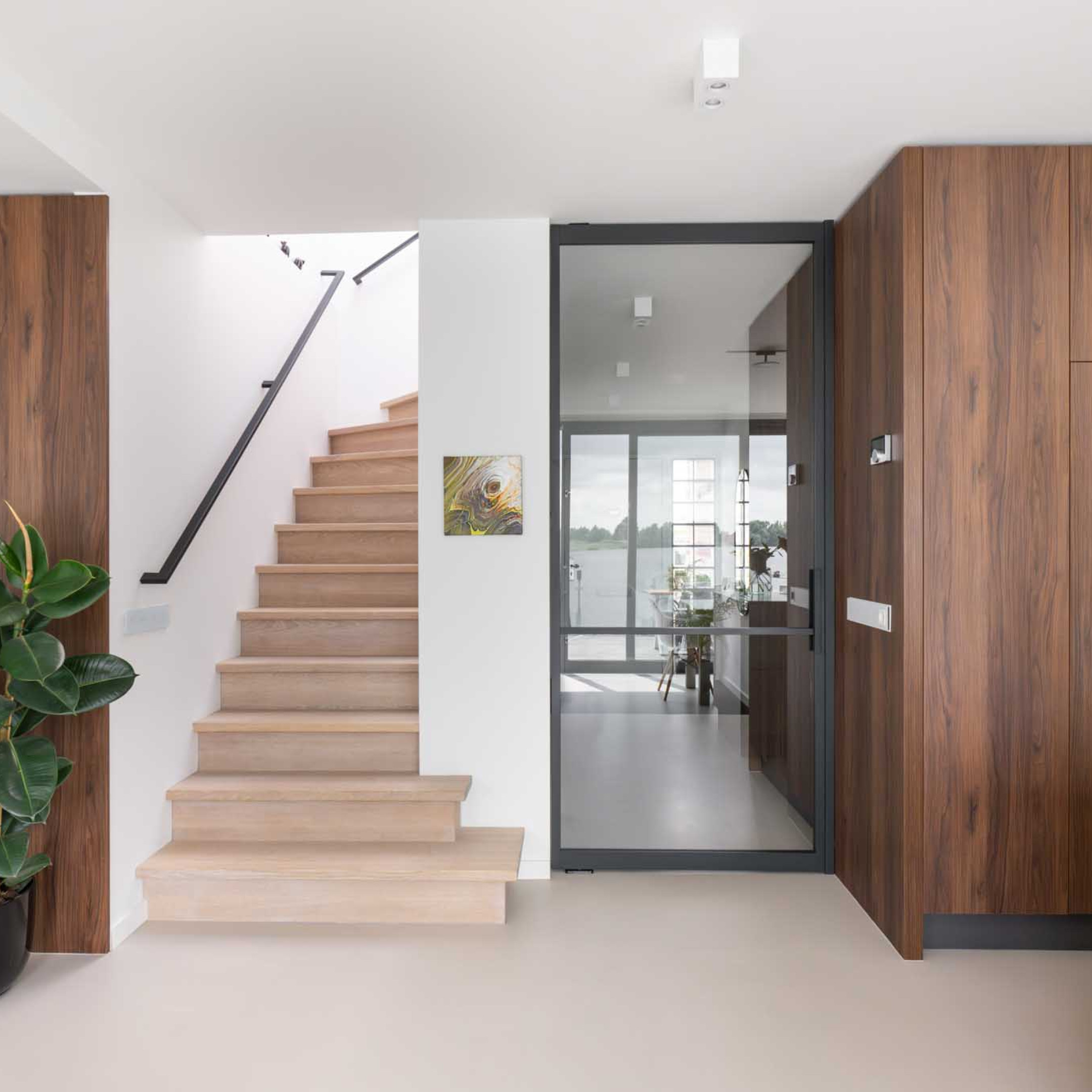 zwart stalen taatsdeur met glas Gewoon Gers binnendeur