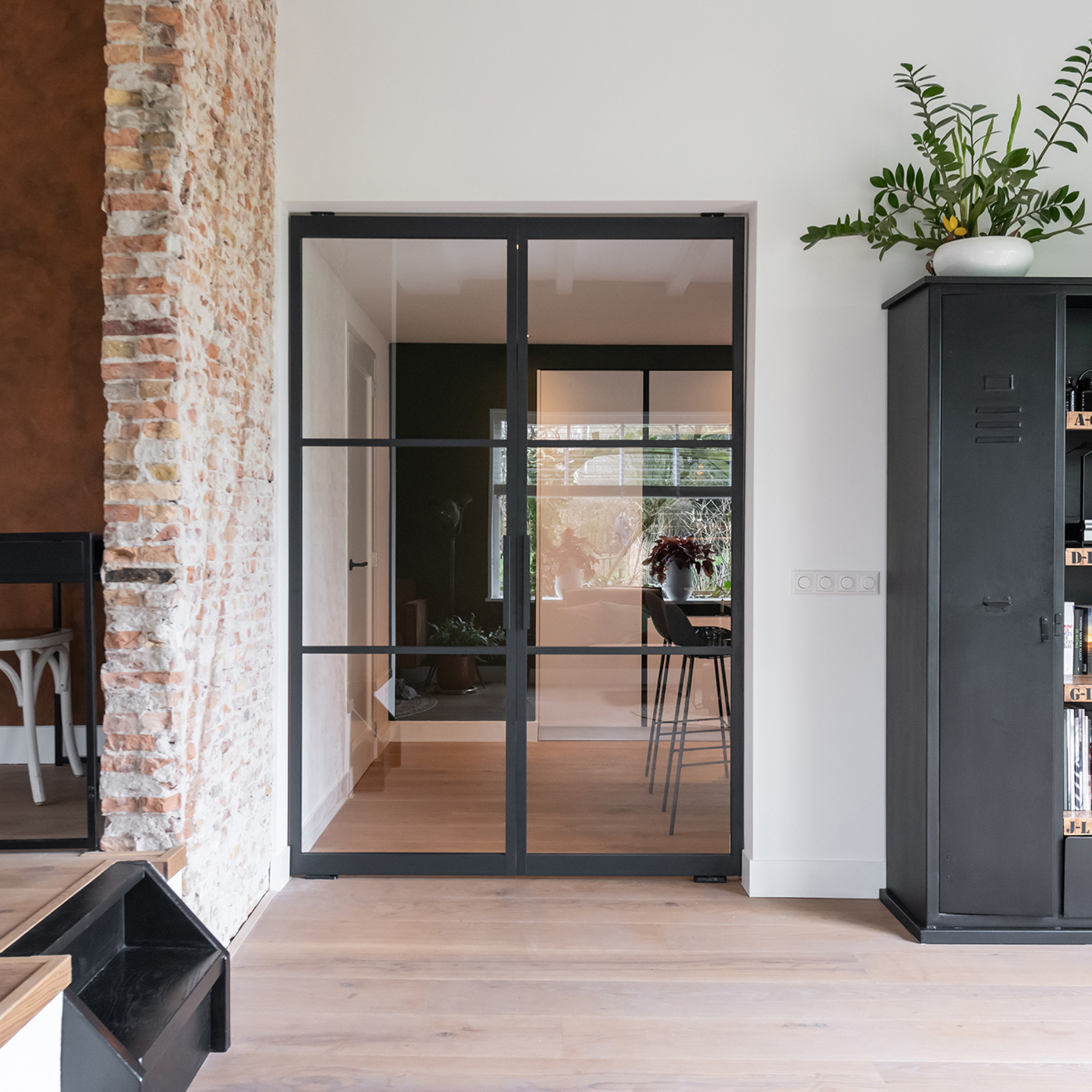 Zwarte stalen dubbele taatsdeuren Gers