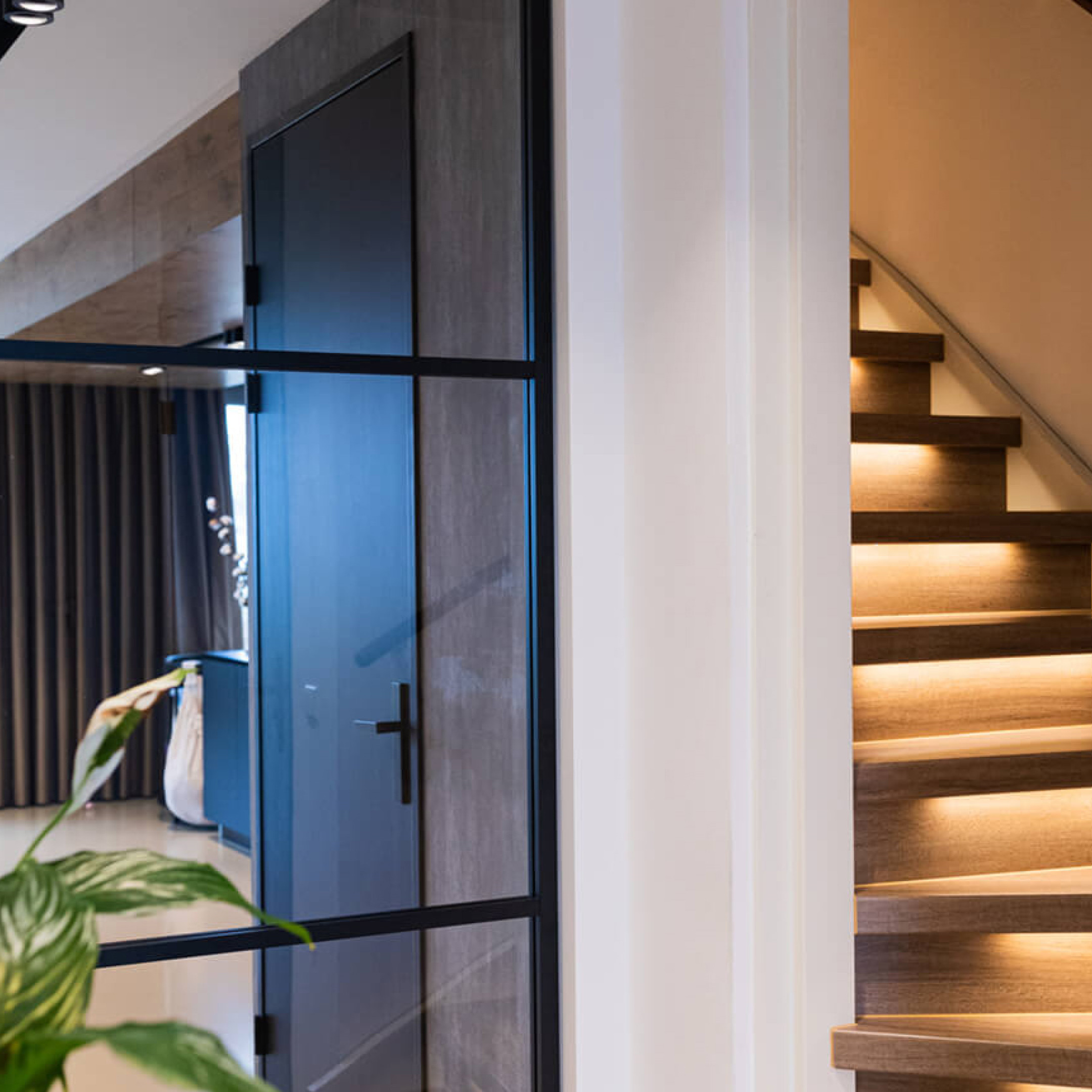 interieur inspiratie zwarte taatsdeur met glas gewoon gers