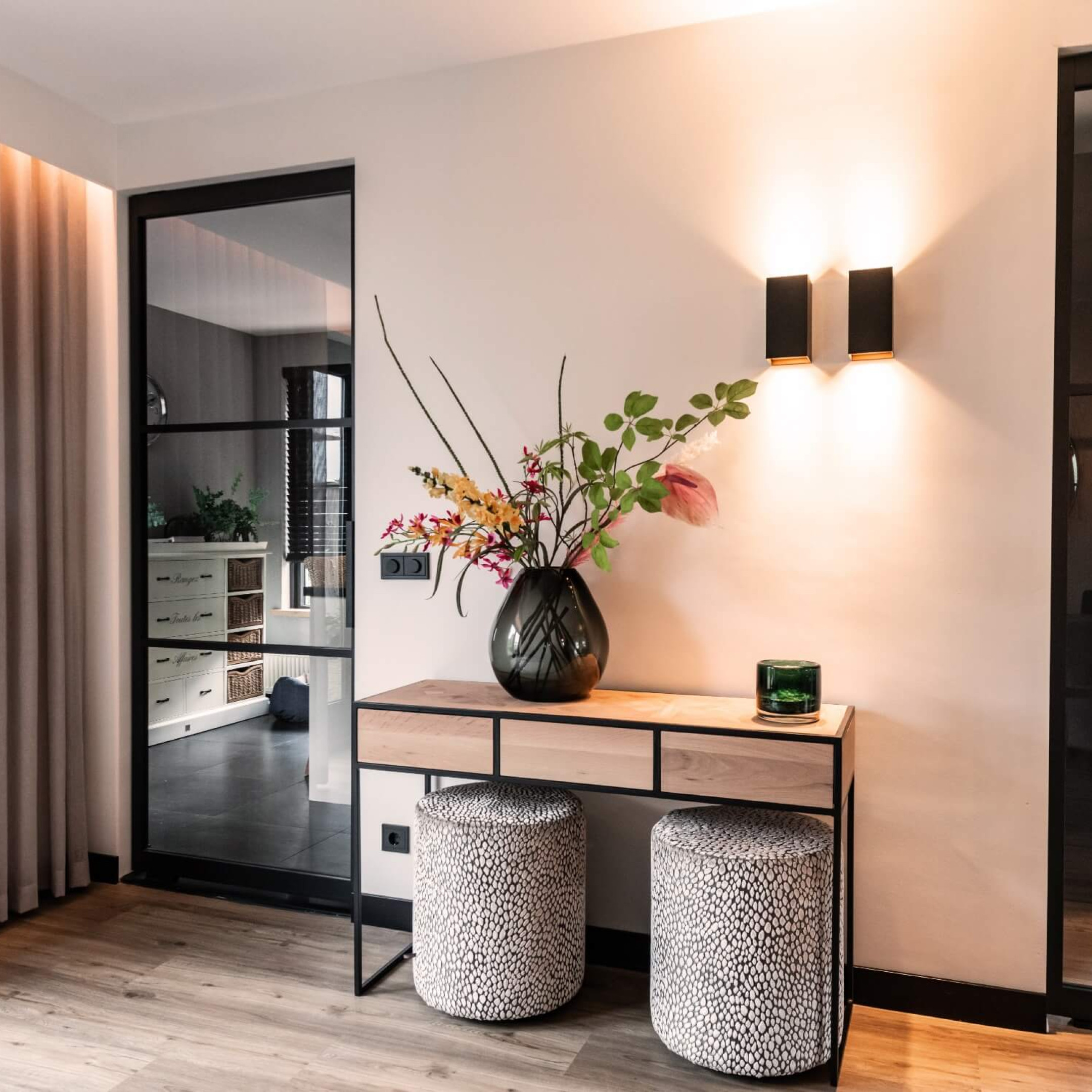 zwarte taatsdeur met glas gewoon gers