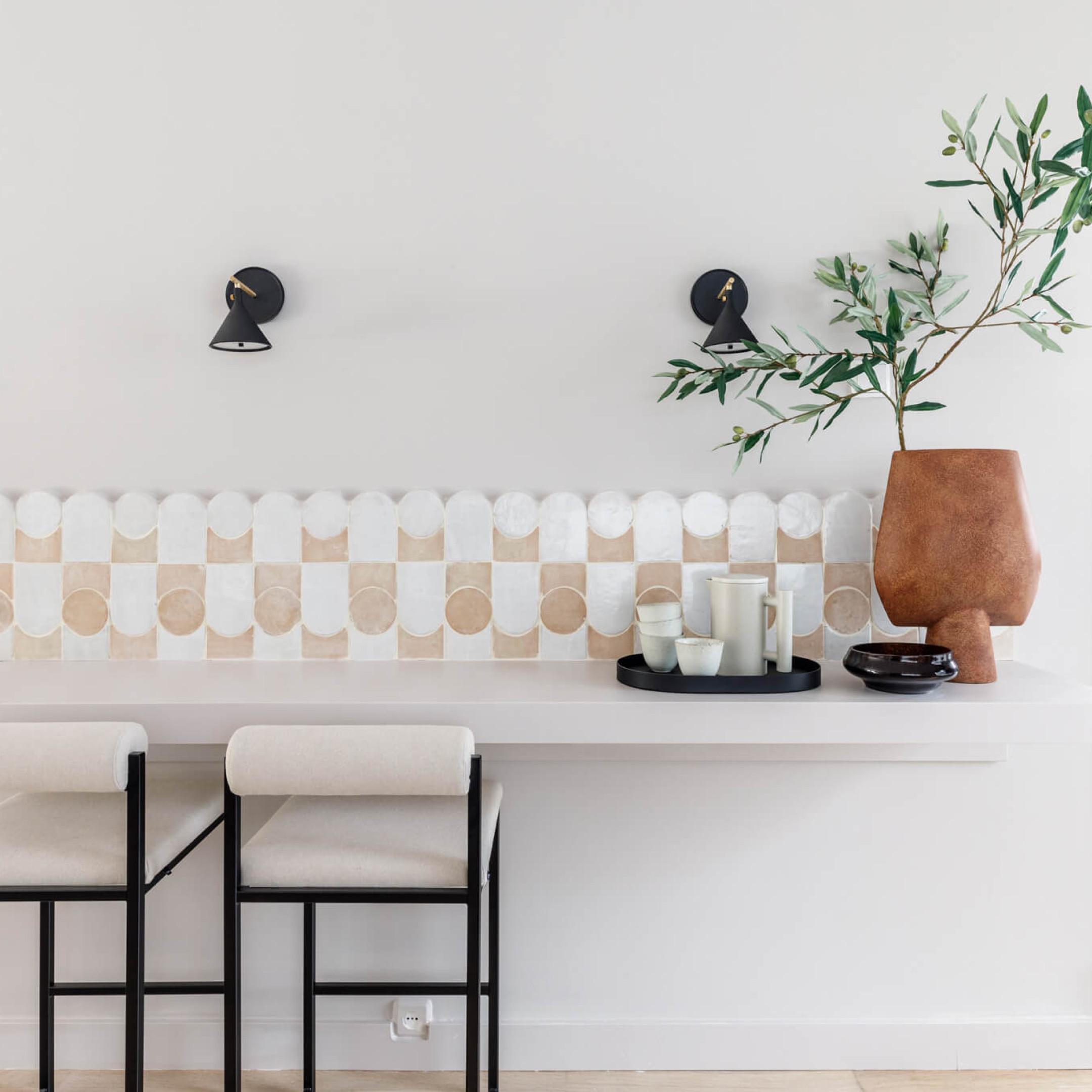 zwarte deur met glas vtwonen