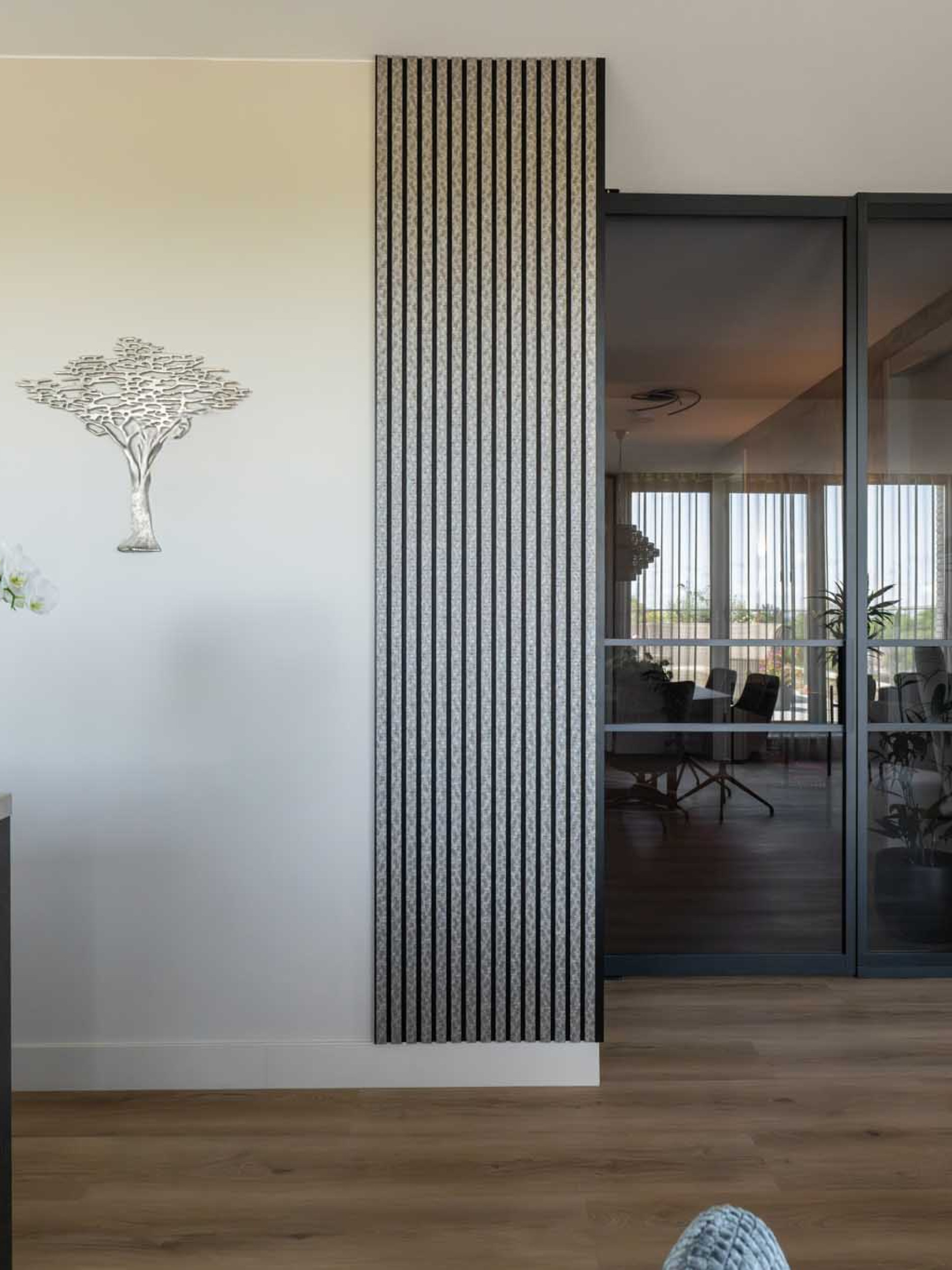 zwarte taatsdeur met rookglas staatsdeuren van Gewoon Gers