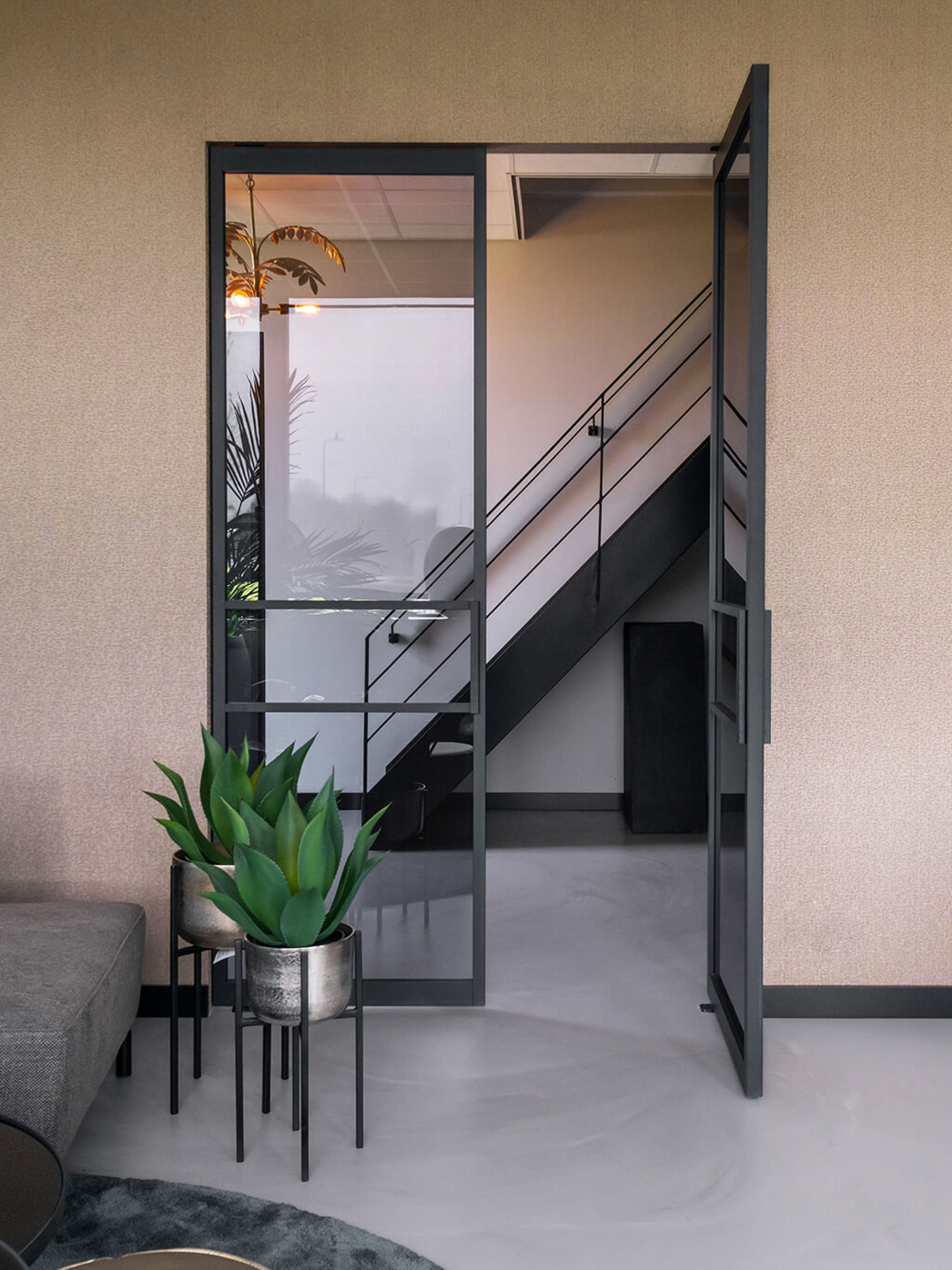 zwarte taatsdeur rook glas GewoonGers