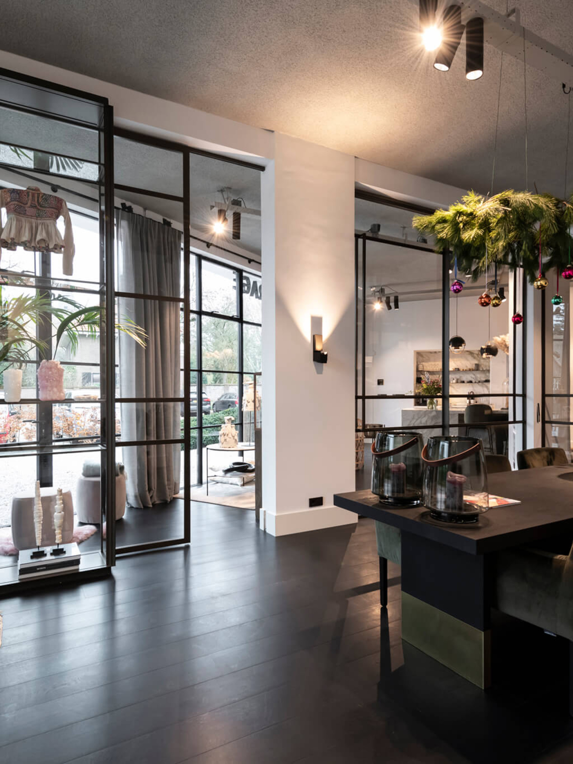 showroom bronzen taatsdeuren GewoonGers