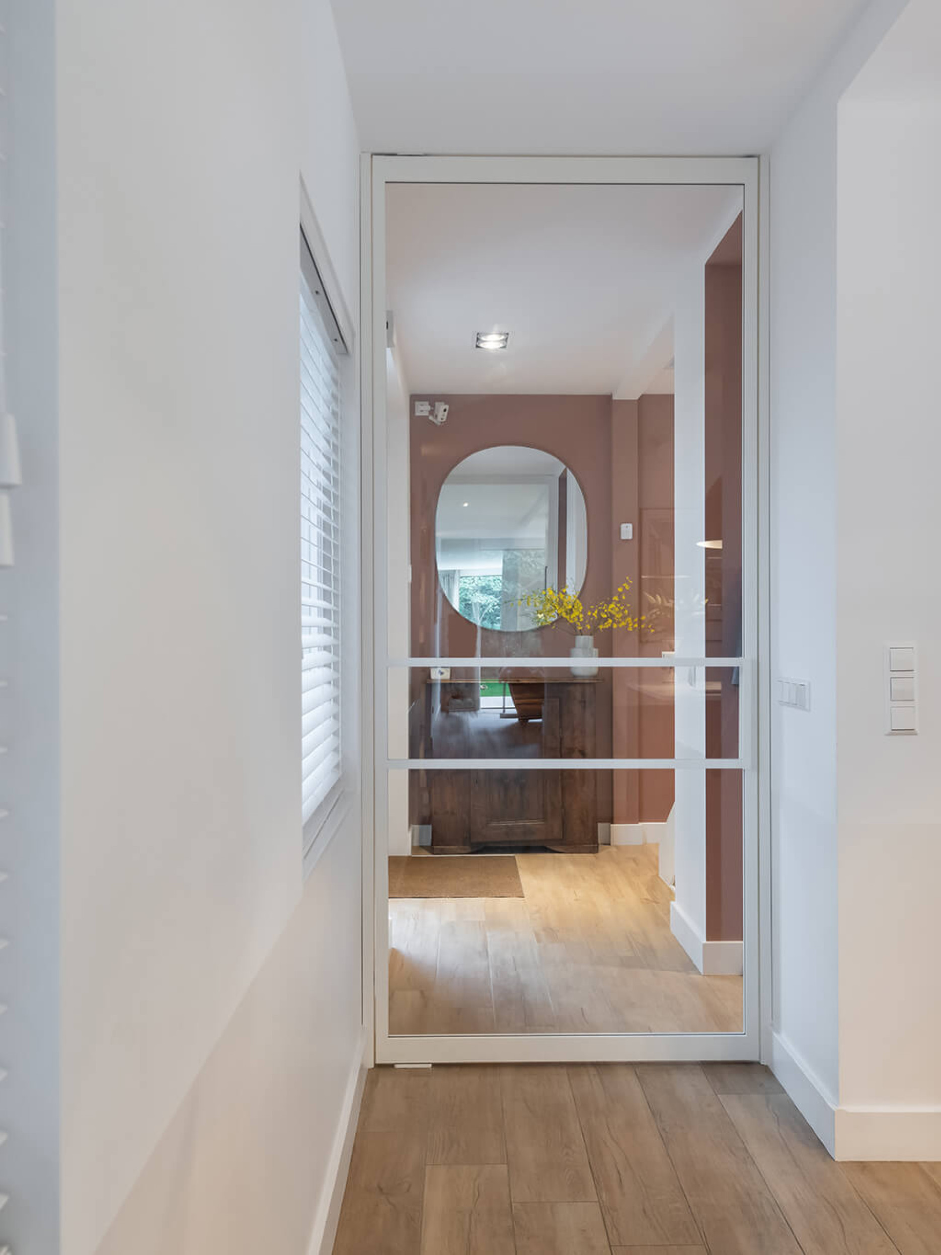 witte stalen deur taatsdeur Gewoon Gers