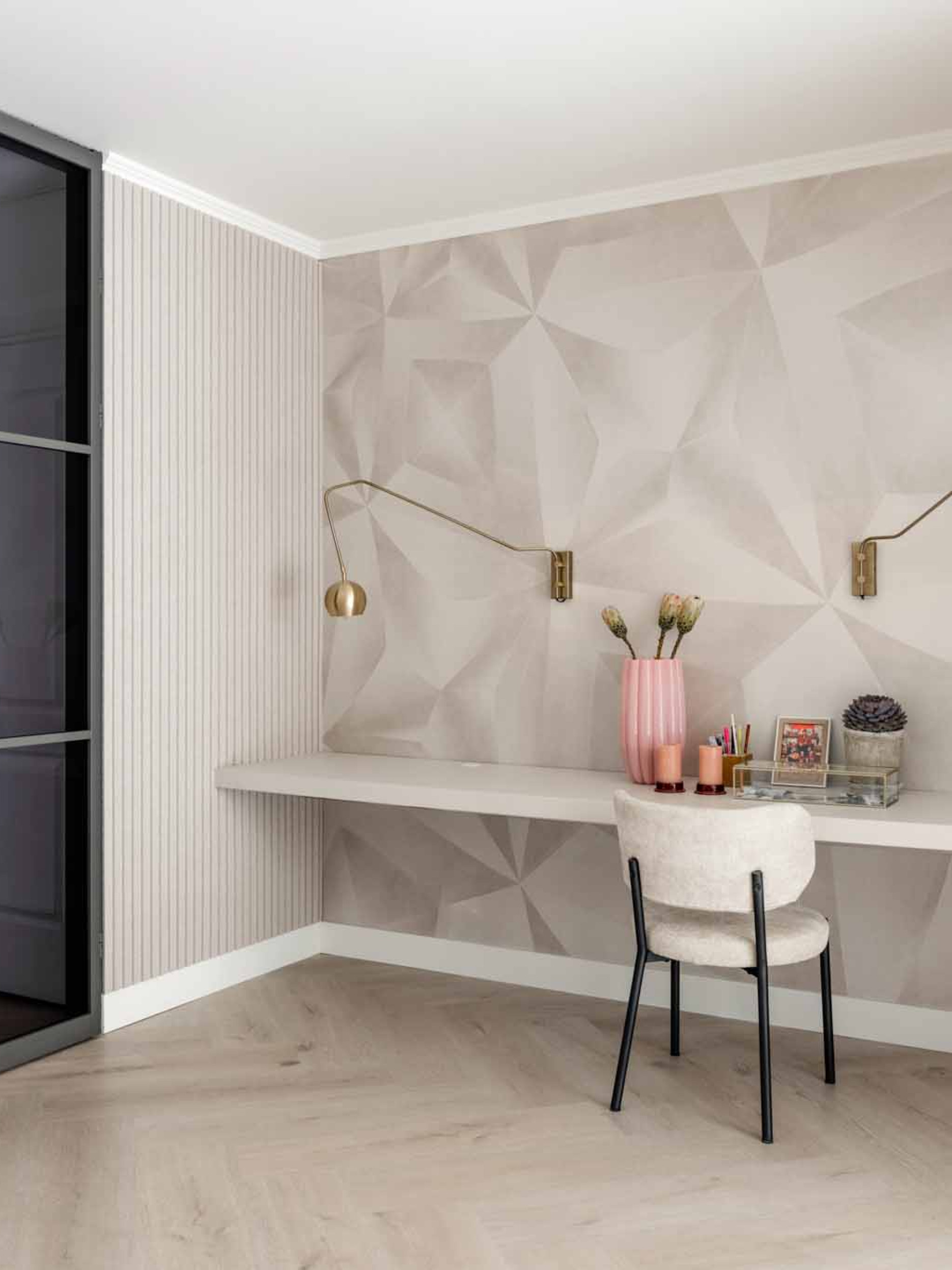 vtwonen stalen deur gewoon gers rookglas interieur inrichten