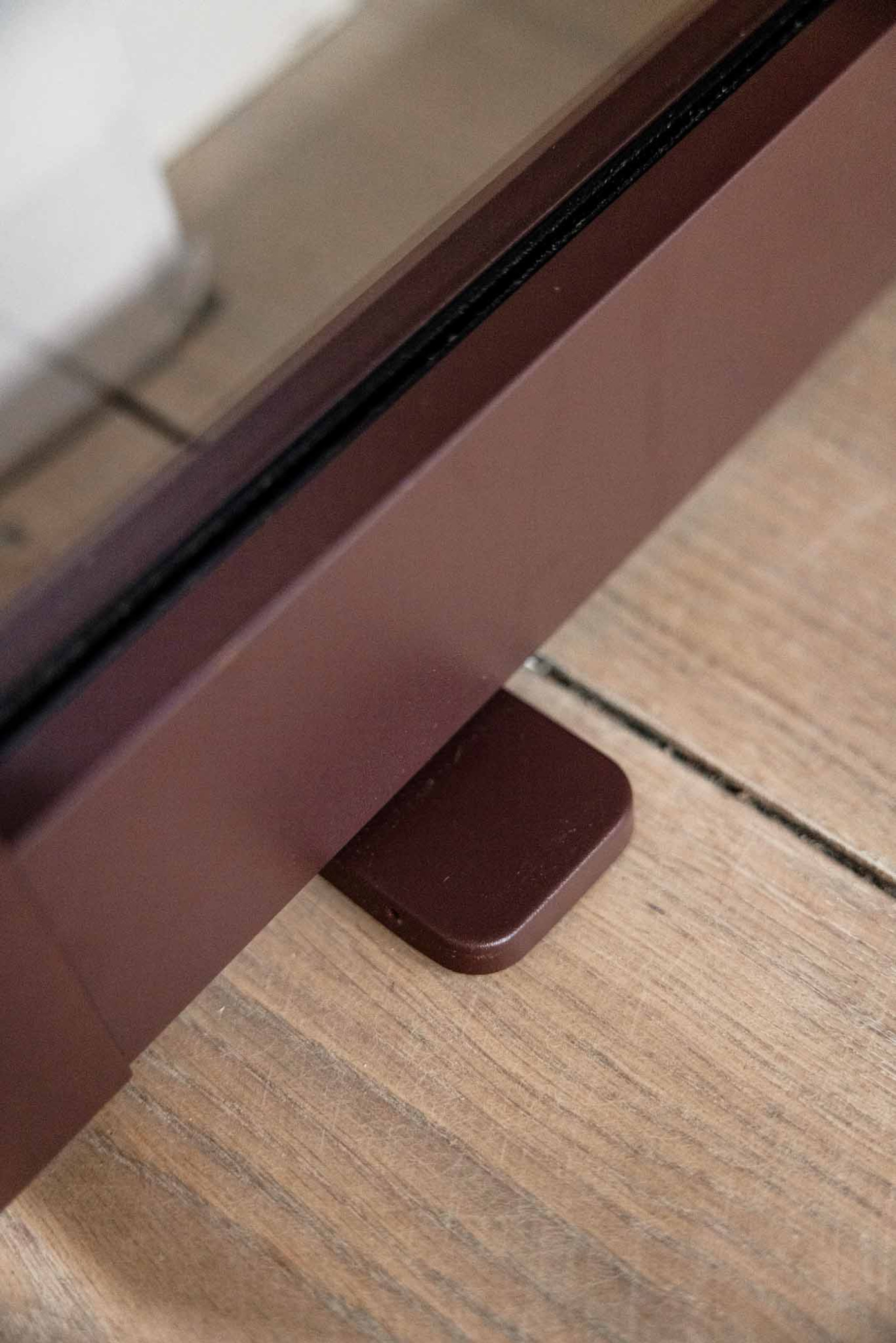 detail taatsdeur gekleurde stalen deur gewoon gers