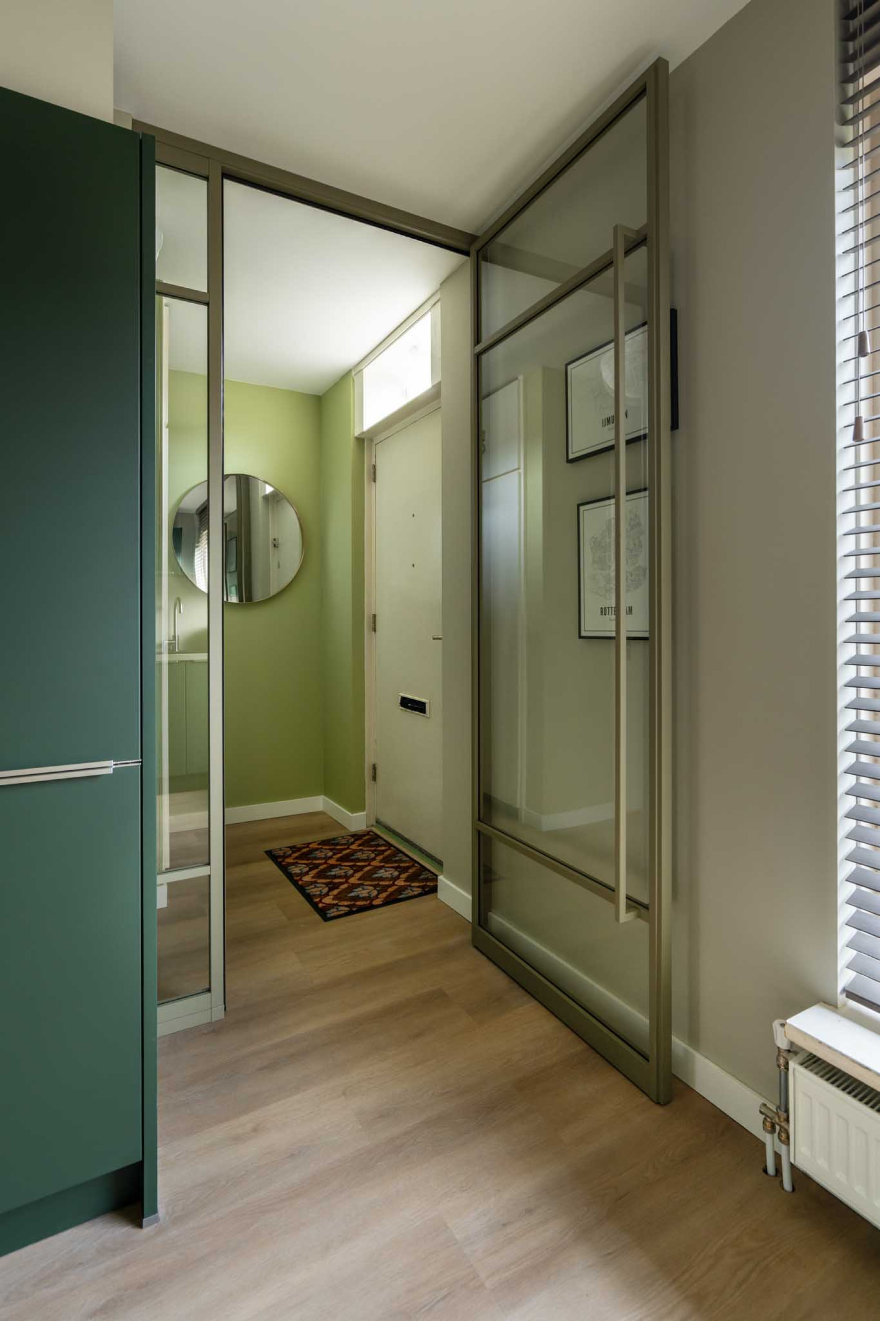 groene stalen deur gewoon gers olijfgroen interieur Kopen Zonder Kijken