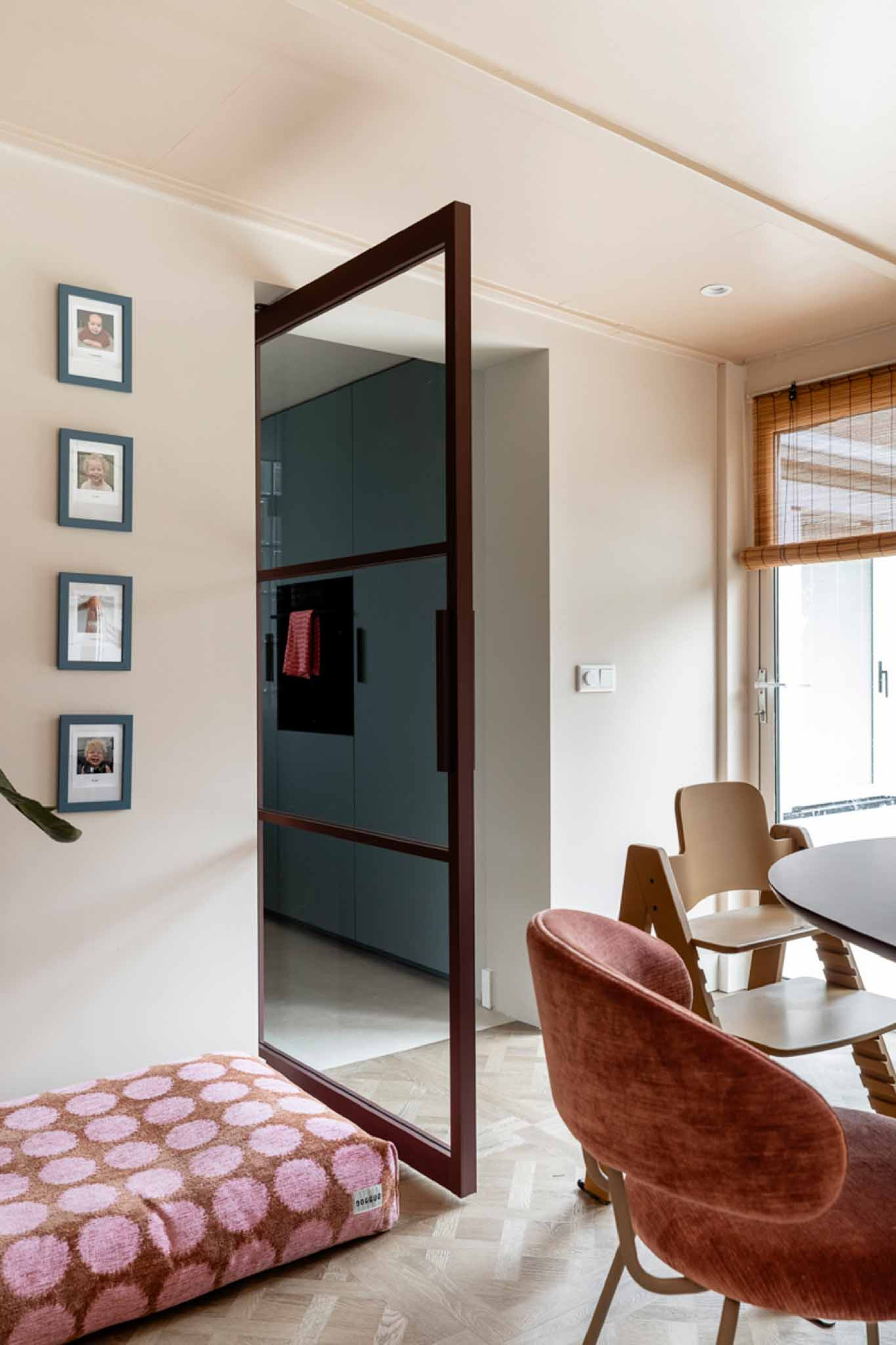 Taatsdeur roodbruin openslaande deur maatwerk binnendeur gewoon gers