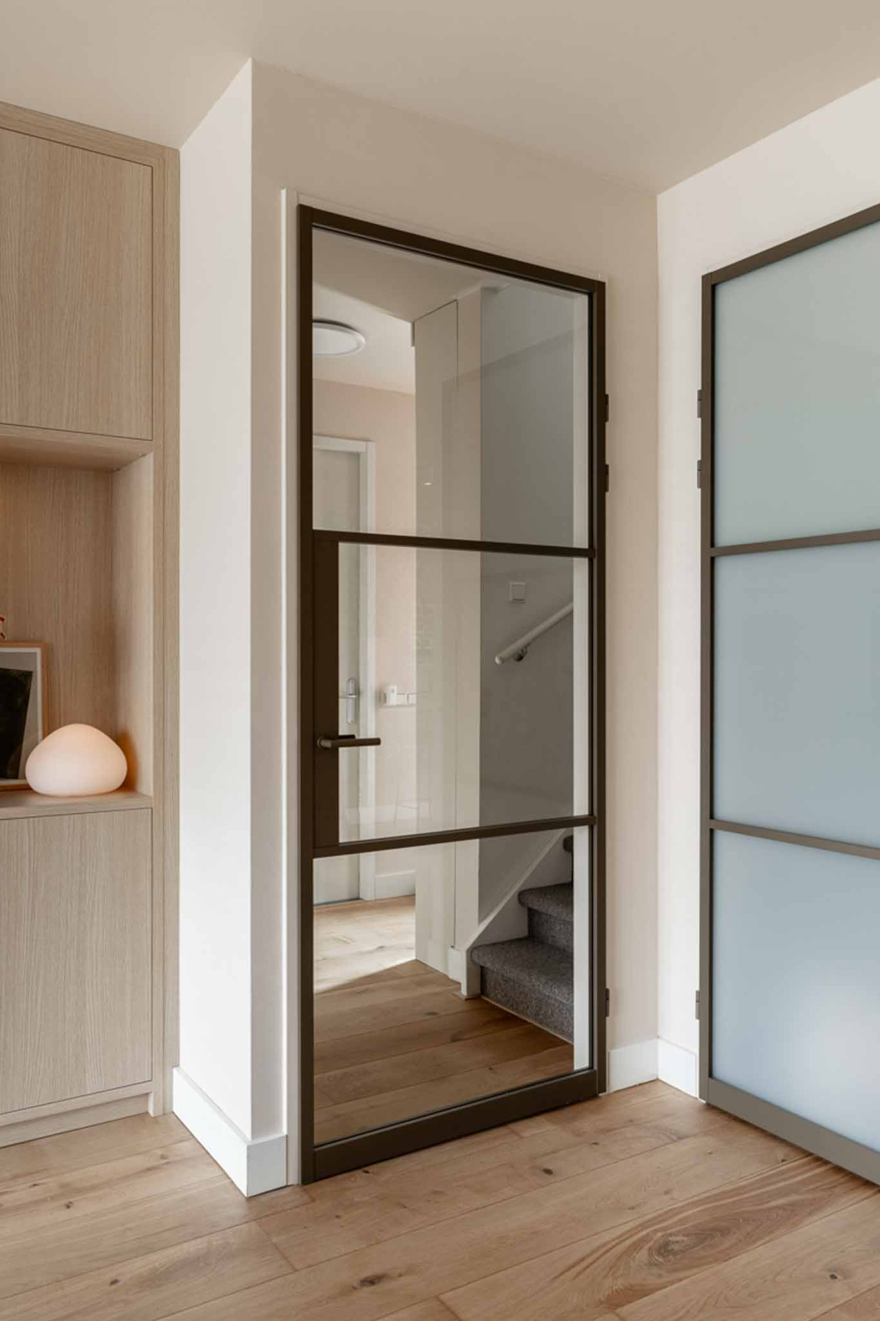 Op zoek naar bronzen stalen deuren? Wat dacht je van een aluminium deur van GewoonGers!