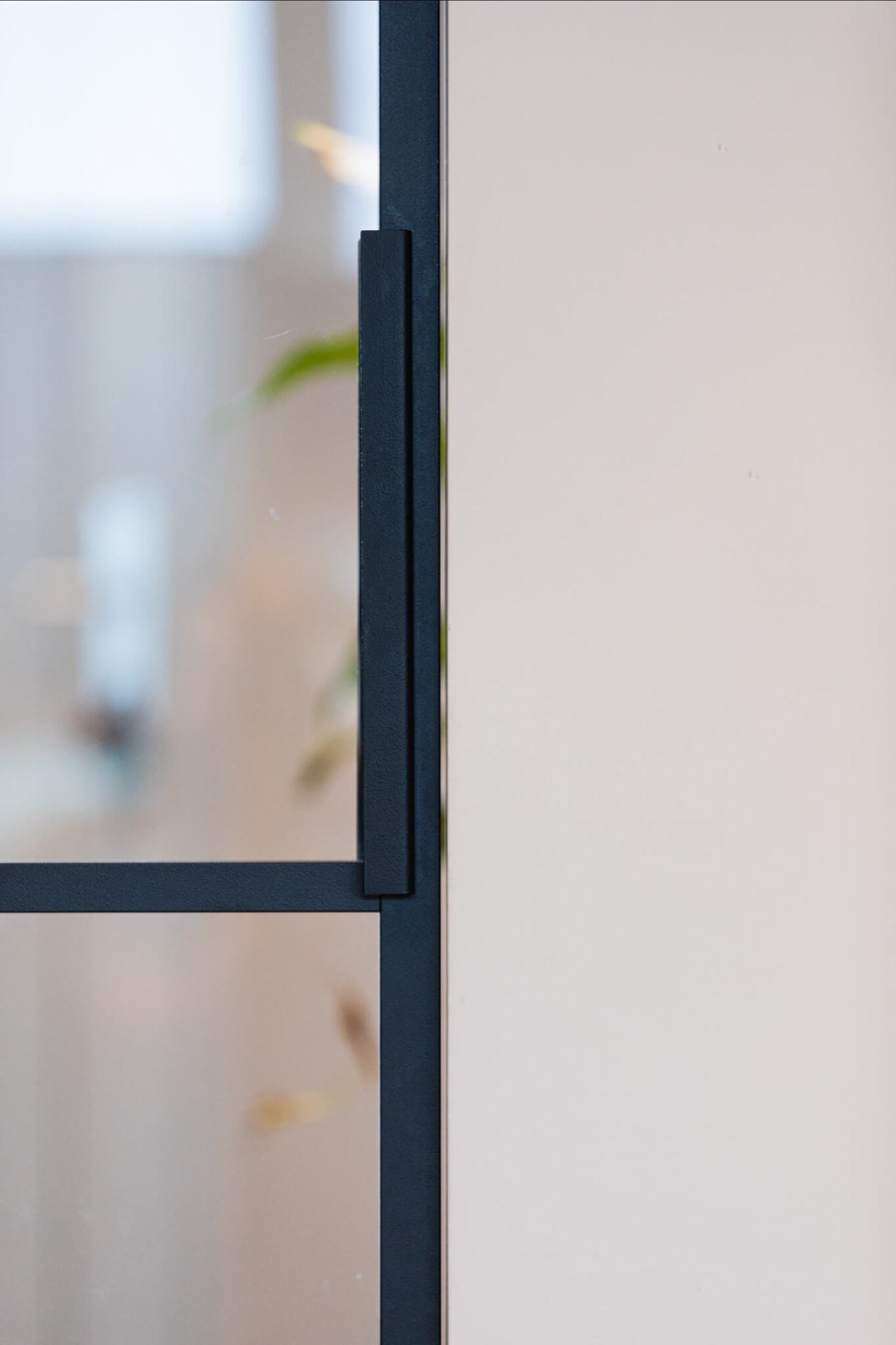 interieur inspiratie zwarte taatsdeur met glas gewoon gers