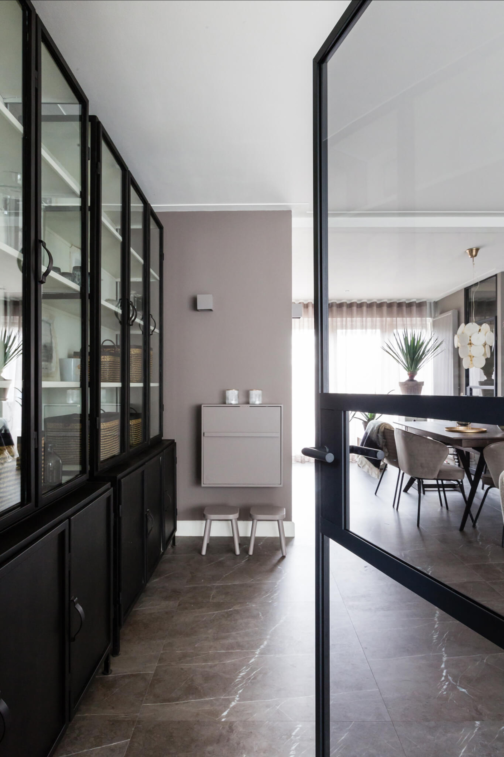 vtwonen interieur stalen deur rookglas GewoonGers