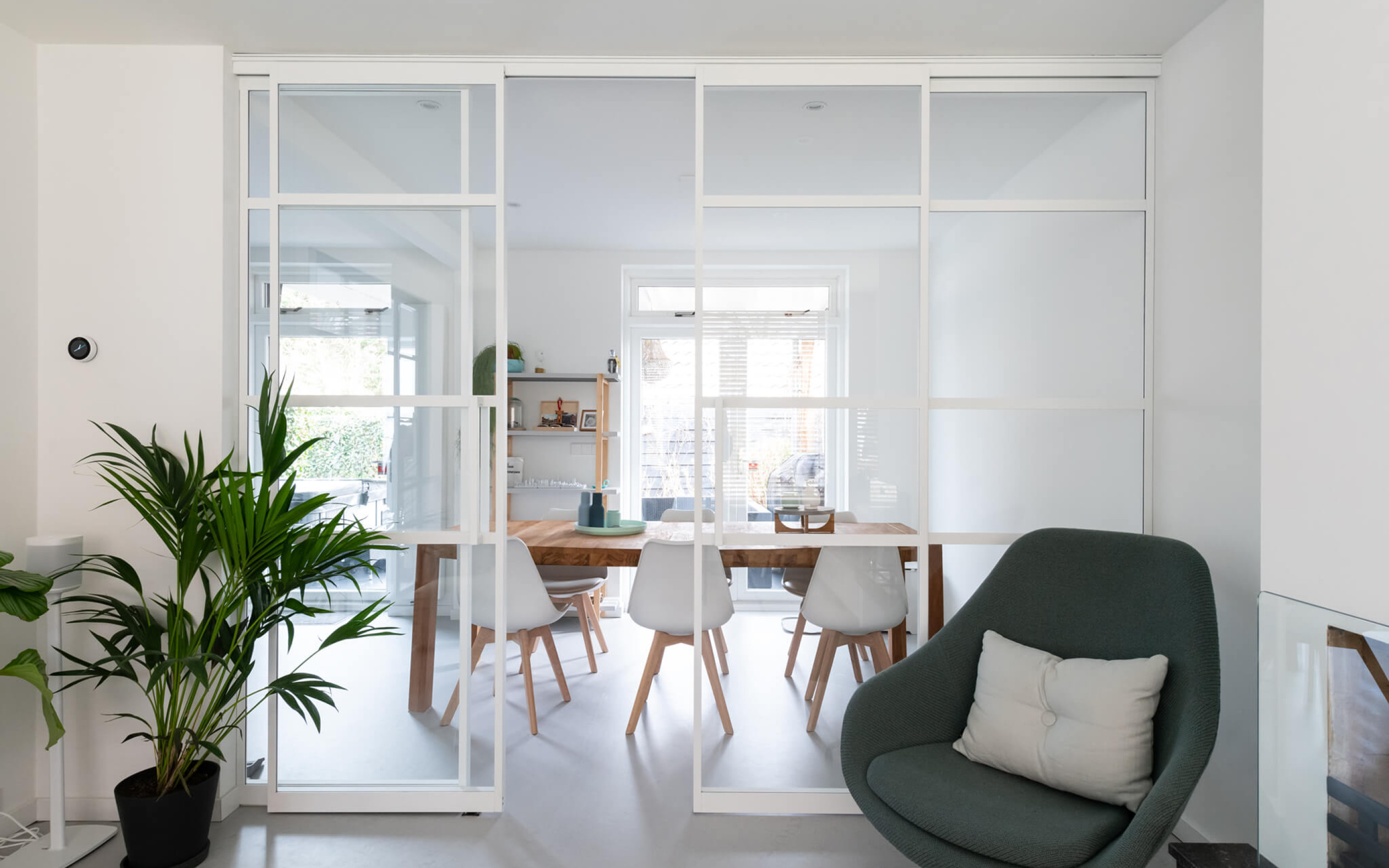 stalen deuren glaswand wit GewoonGers