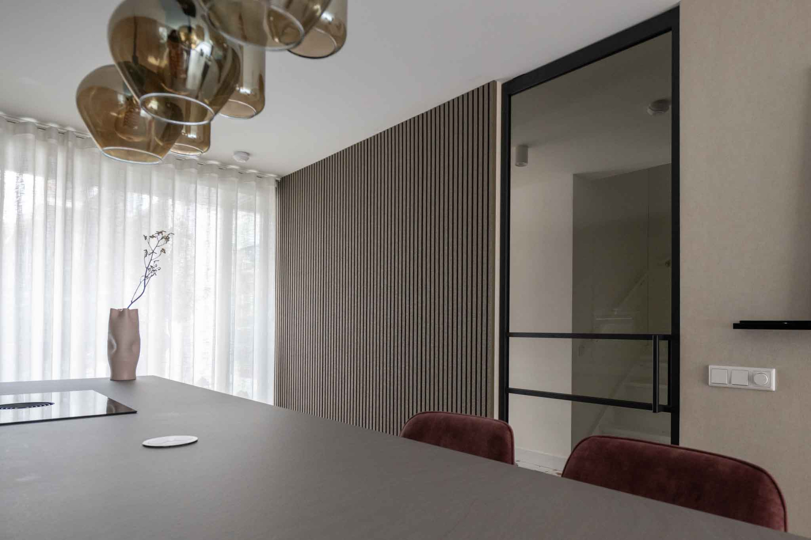 akoestisch wandpaneel brons lattenwand akupanel GewoonGers