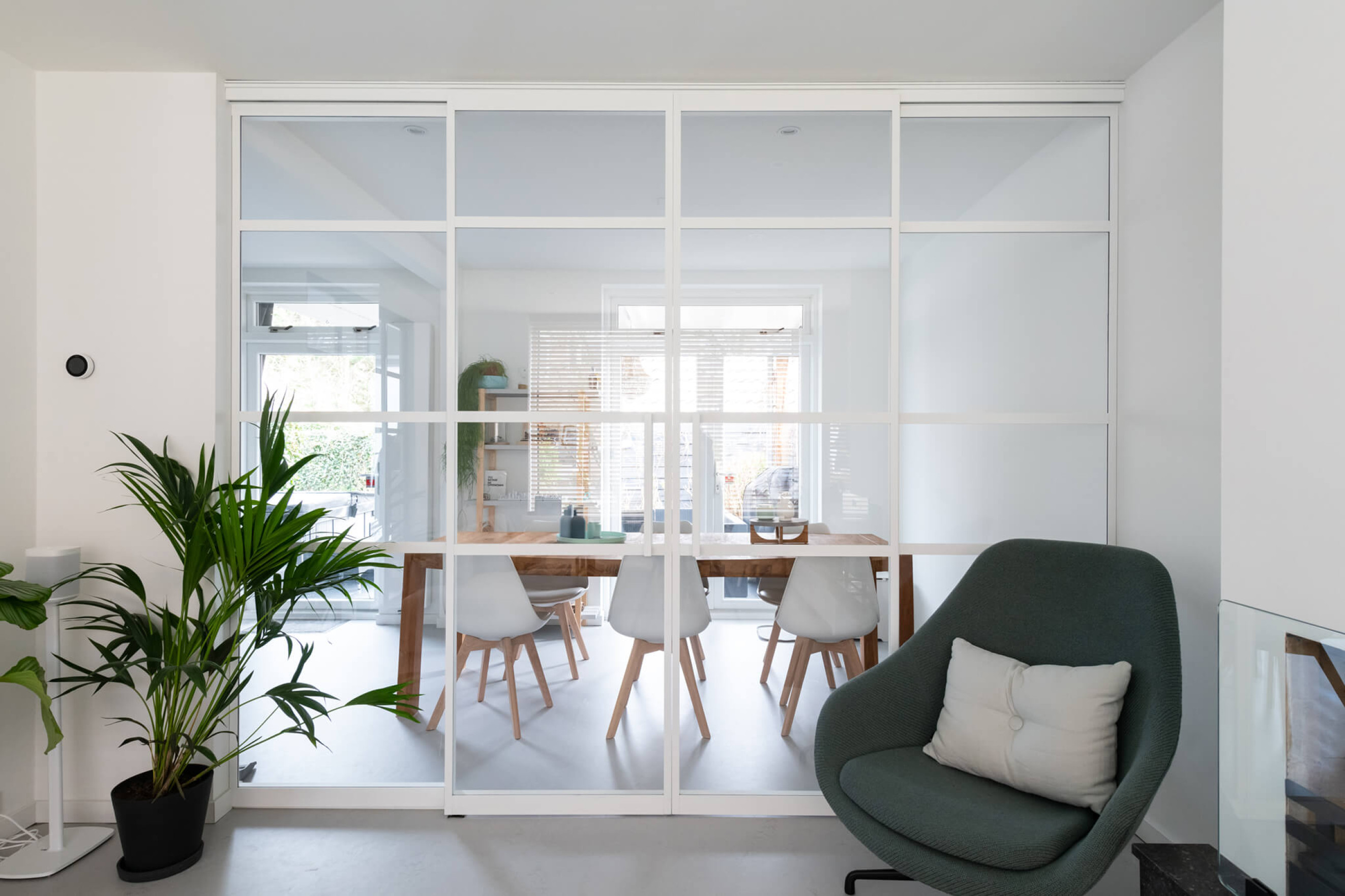 stalen deuren glaswand wit GewoonGers