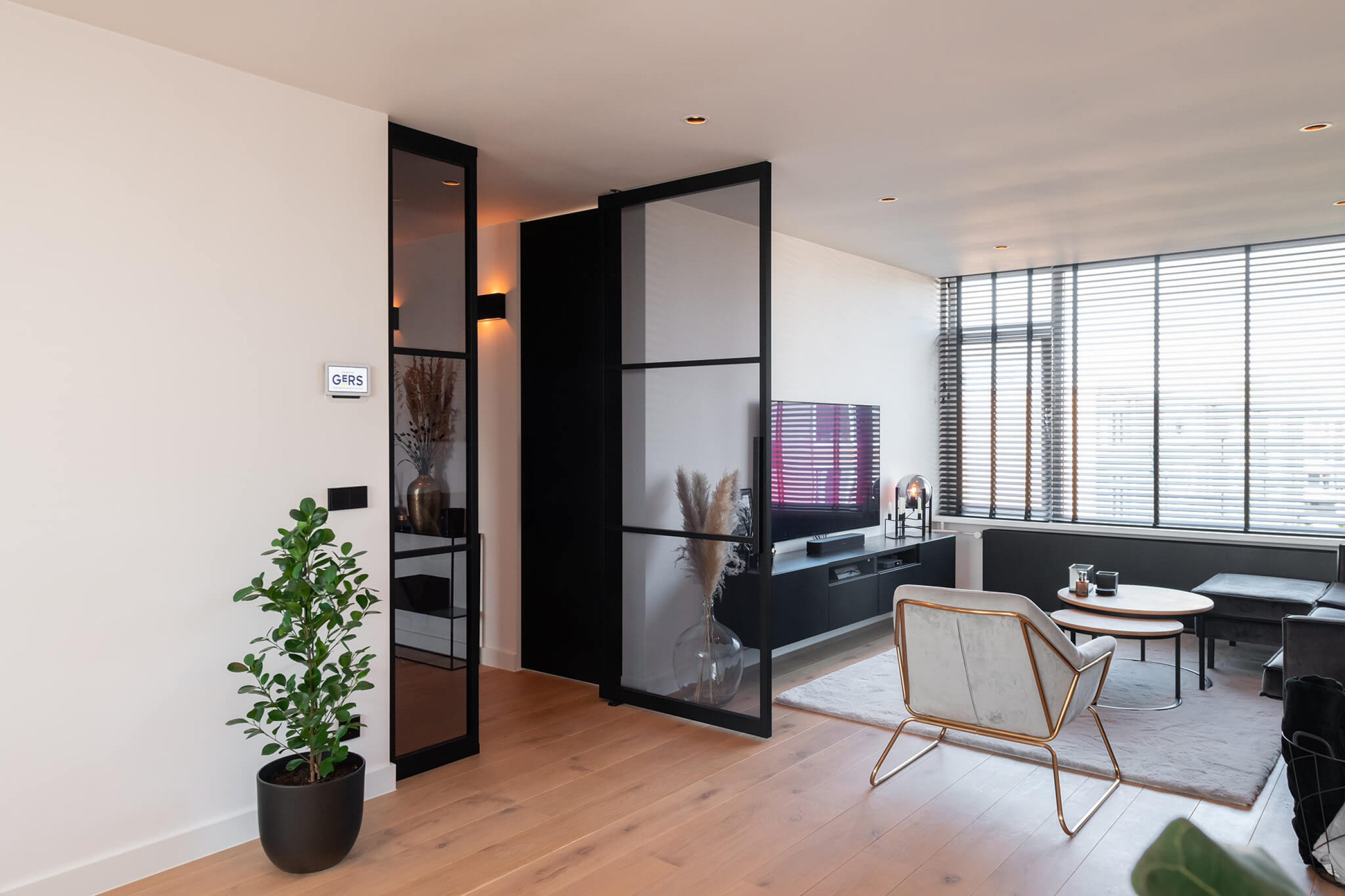 stalen taatsdeur rookglas GewoonGers