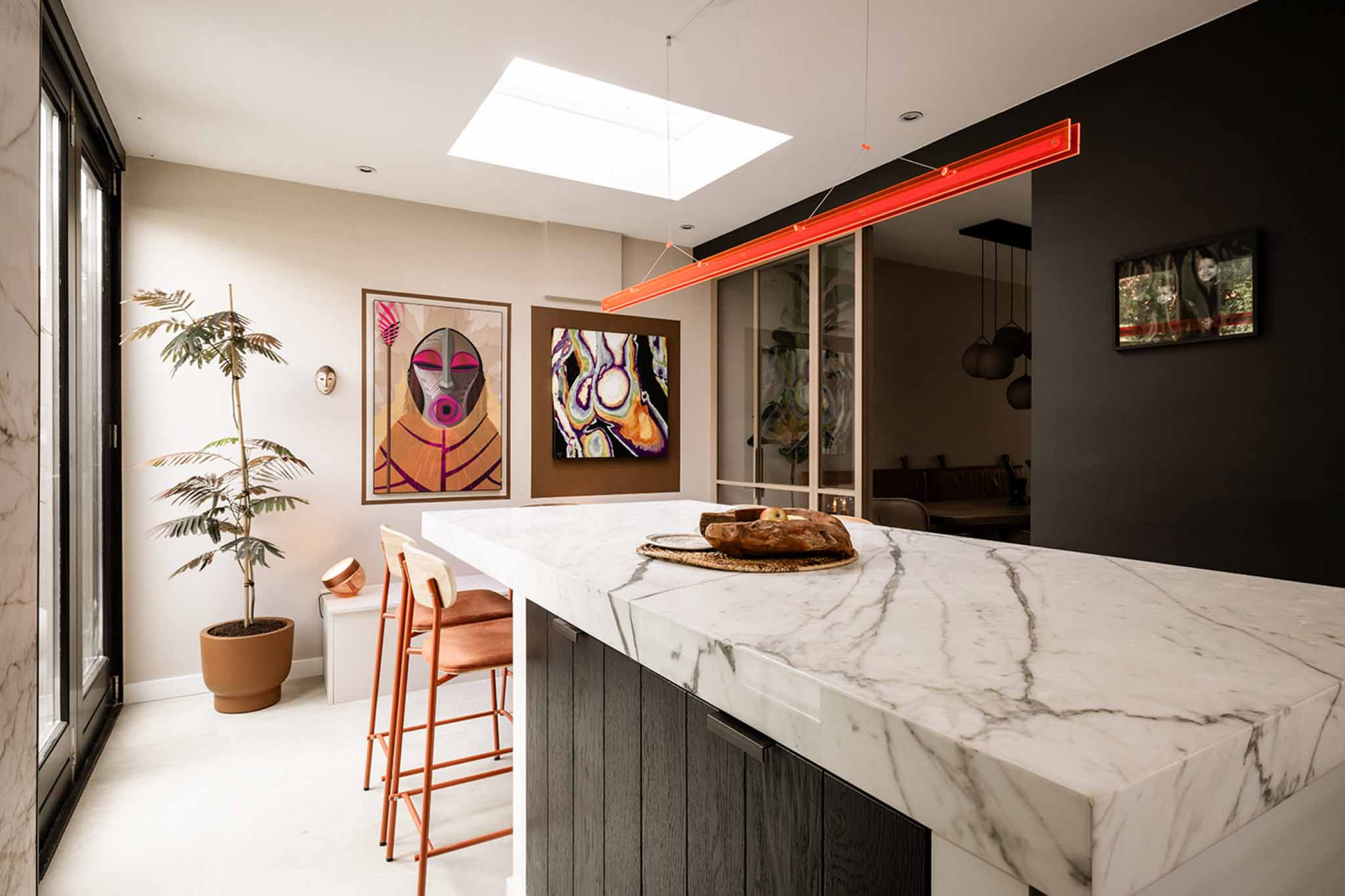 Glazen wand met scharnierdeur GewoonGers bij vtwonen