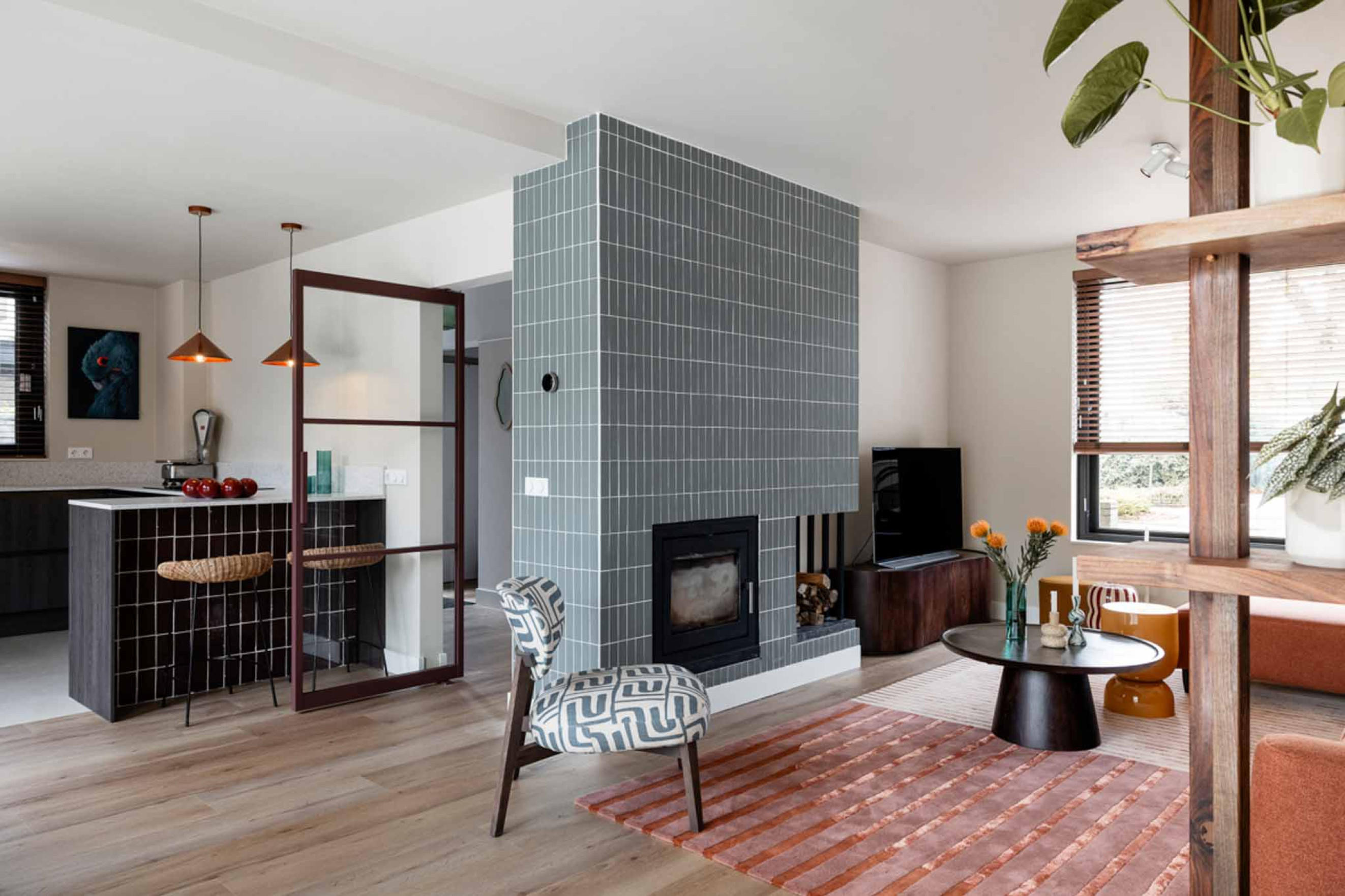 Taatsdeur roodbruin openslaande deur maatwerk binnendeur gewoon gers