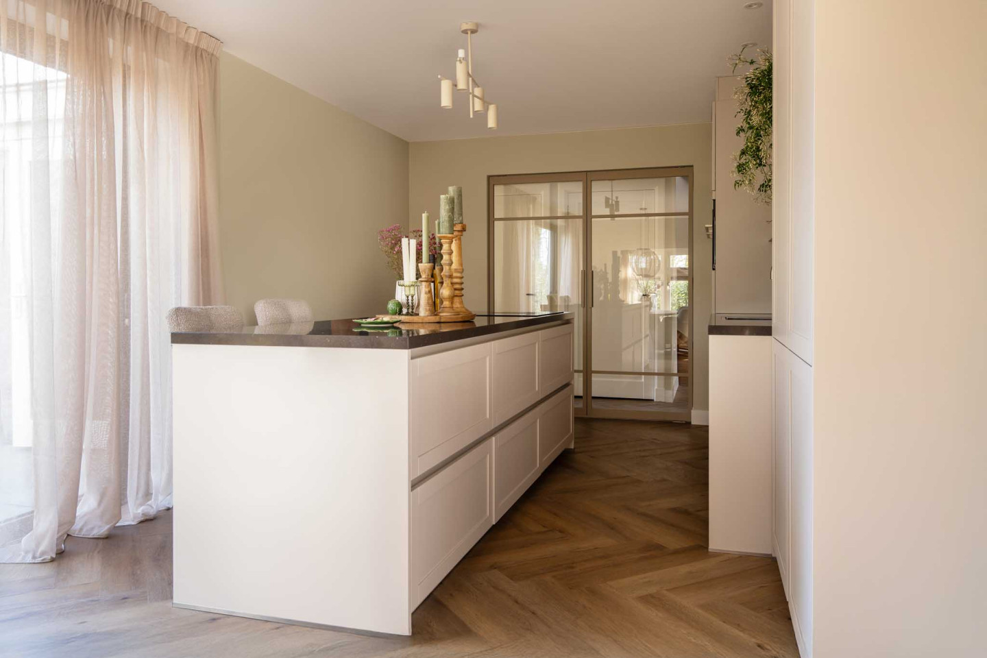 gekleurde stalen deuren taatsdeur op maat gewoongers kopen zonder kijken