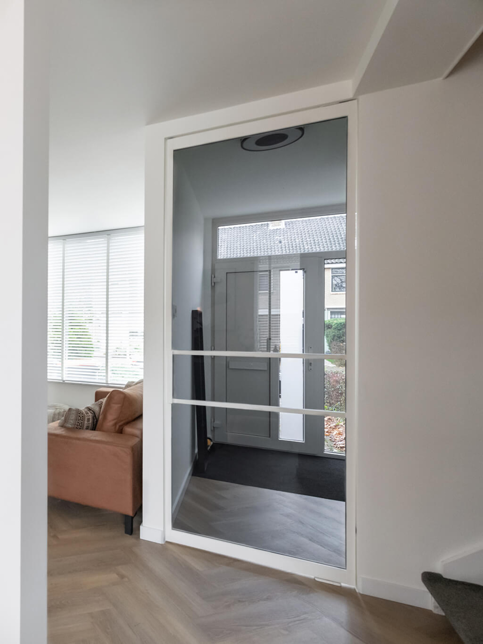 witte taatsdeur binnen deur Gewoon gers