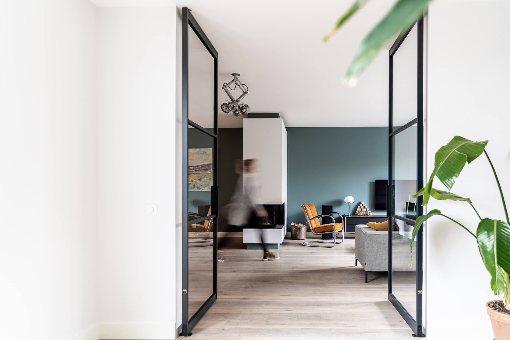 taatsdeuren gaan naar twee kanten open, beoordeel of je interieur hier geschikt voor is